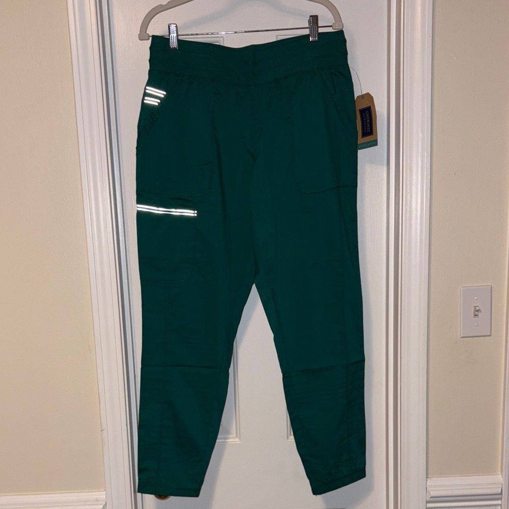 Cherokee Revolution Women’s Jogger Scrub Pant